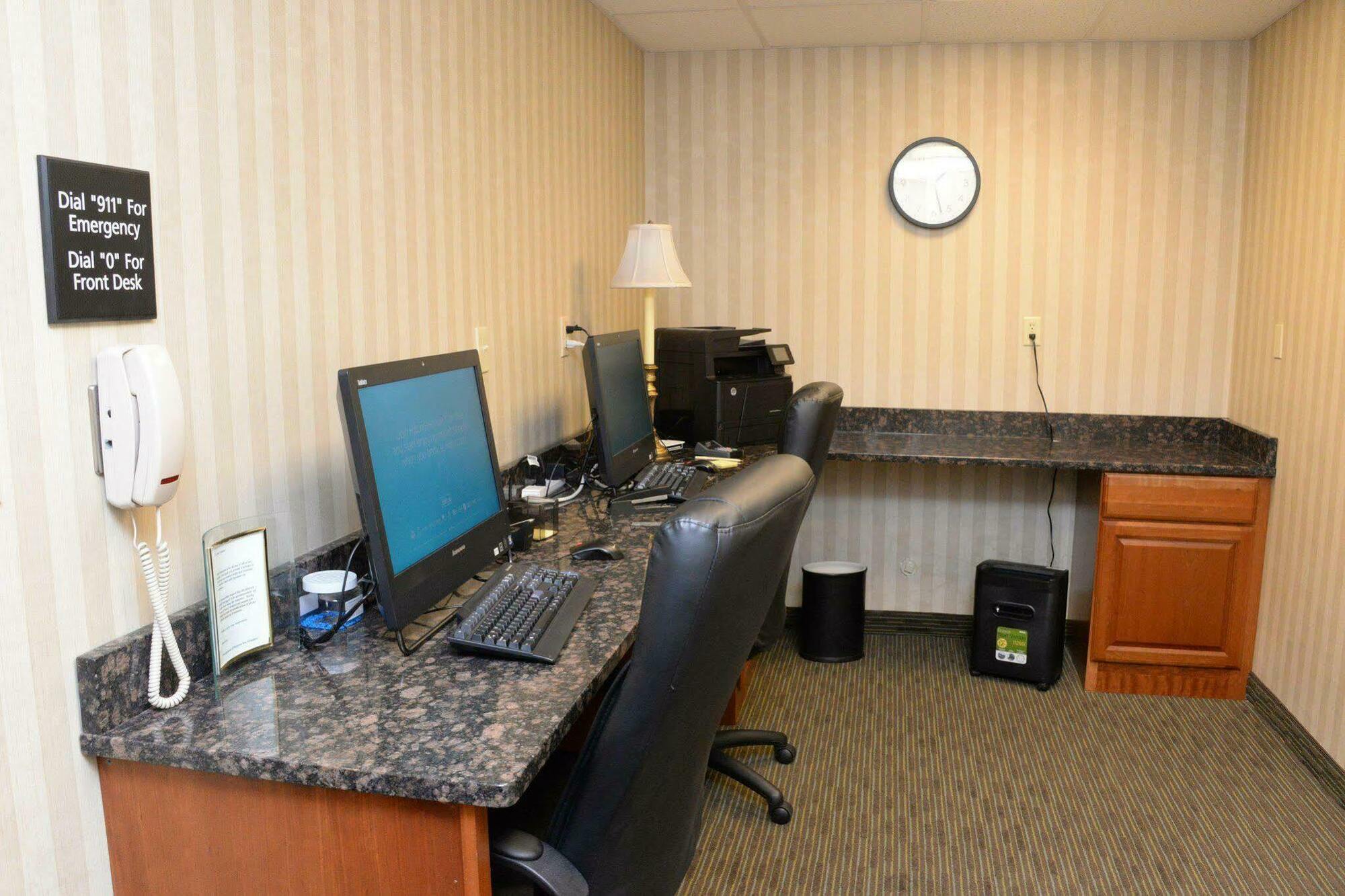 Hampton Inn อาบิงดอน ภายนอก รูปภาพ